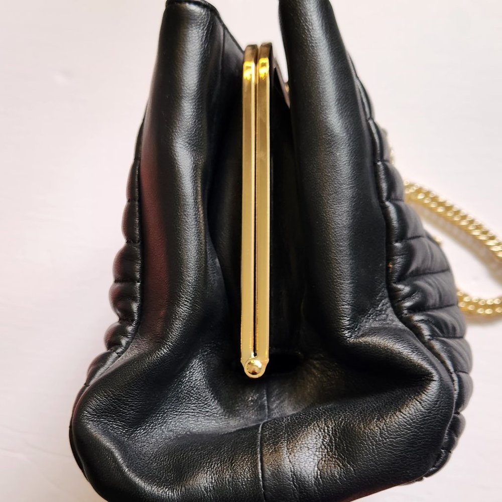 Guess by Marciano. Classic quilted "Chanel- Style" Shoulder Bag with Gold Chain - Picture 8 of 9